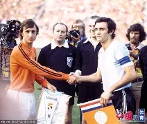 清晨德国杯焦点战，布莱顿战术微调，悬念犹存，控场能力受关注的简单介绍