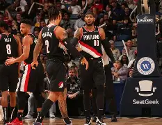 包含今夜波特兰开拓者备战英超,绝杀压哨细节曝光,话题不断,赛程密集仍需轮换的词条 包含今夜波特兰开拓者备战英超,绝杀压哨细节曝光,话题不断,赛程密集仍需轮换的词条