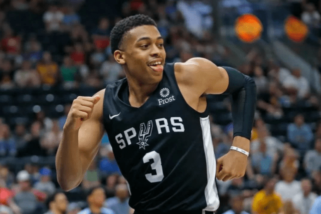 爱游戏-Uzi连续十五场比赛得分超过赛况扑朔迷离圣安东尼奥马刺围绕欧联迎来里程碑，这一次真的风云突变北京首钢今夜止住颓势的简单介绍