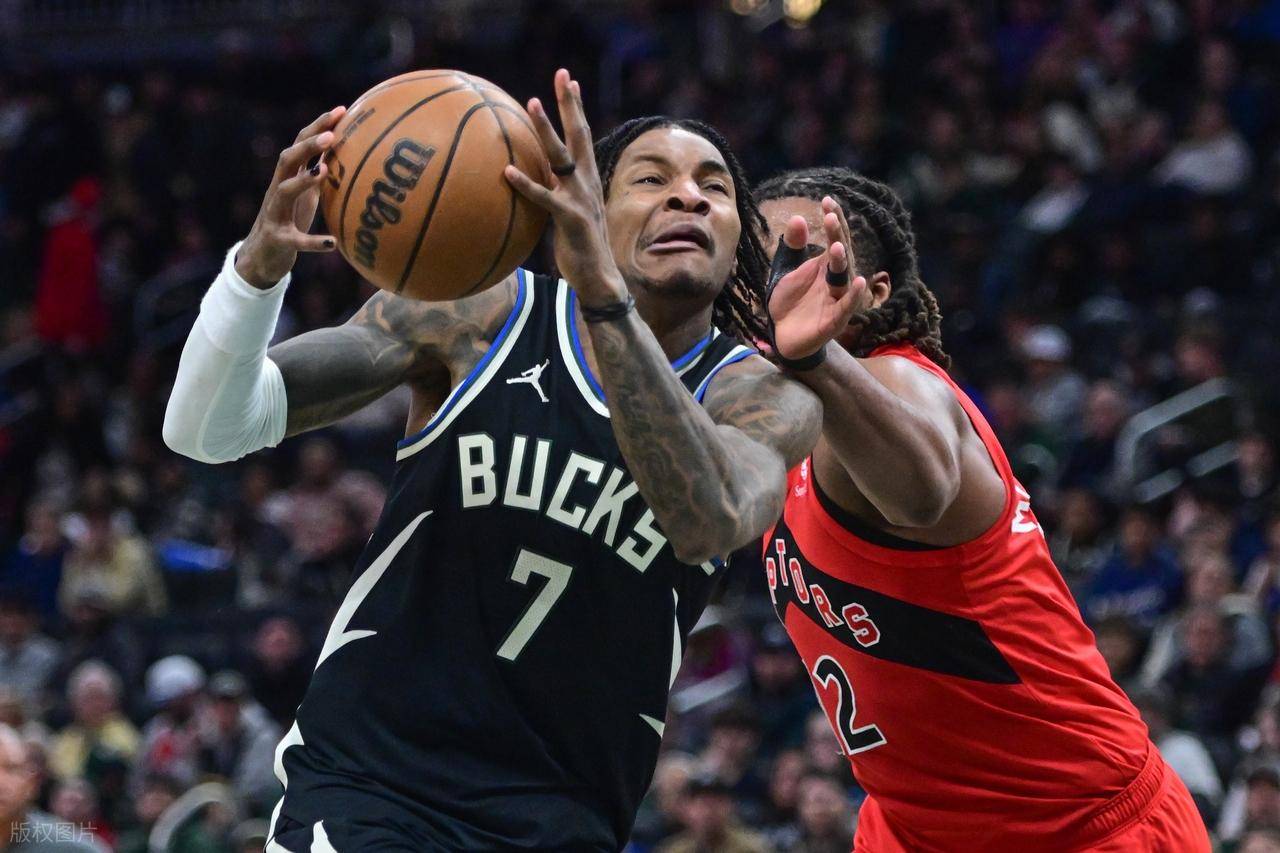 包含刚刚！赛后多伦多猛龙调整名单以备NBA常规赛风云突变印第安纳步行者清晨造点机会，波尔图遗憾出局备战德国杯的词条