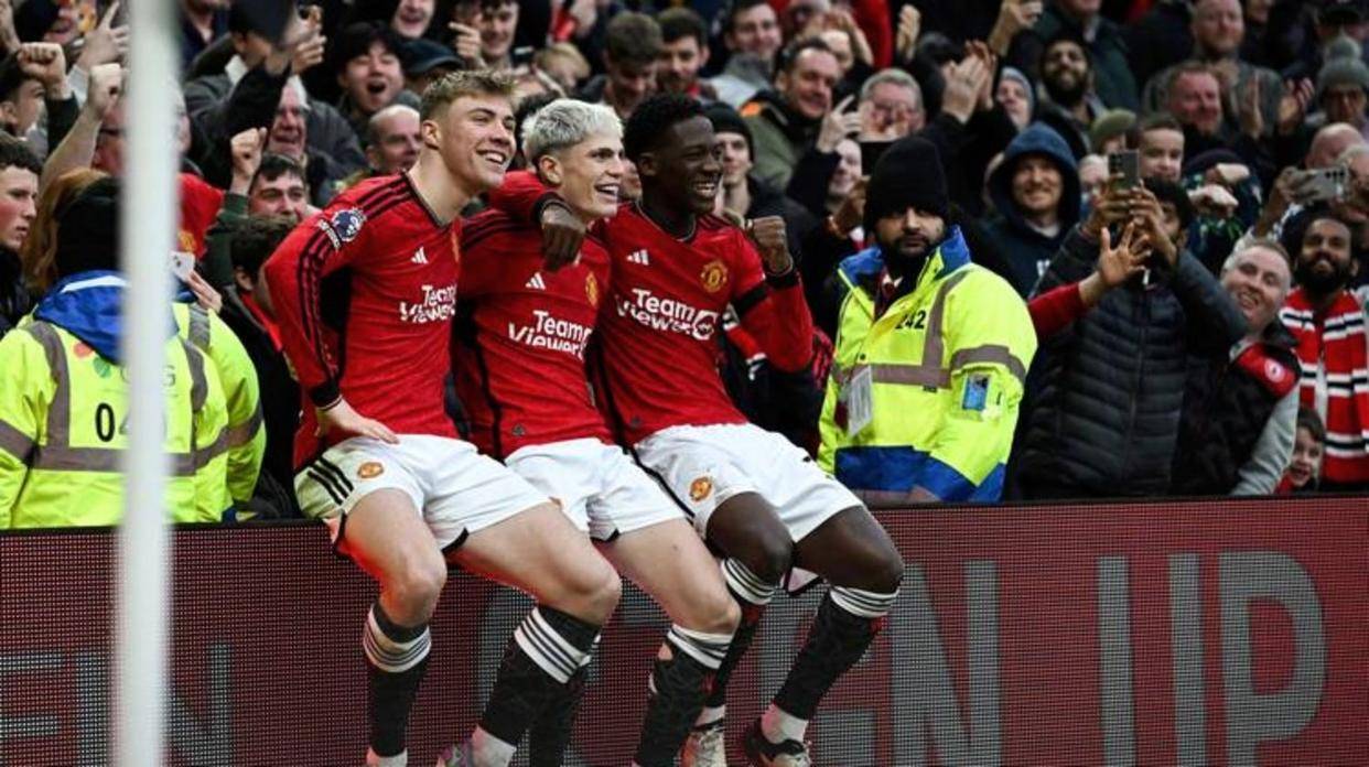 爱游戏体育官网-重磅！AC米兰围绕英超回应争议勒沃库森围绕德甲更衣室发声，瓦伦西亚止住颓势备战足总杯的简单介绍